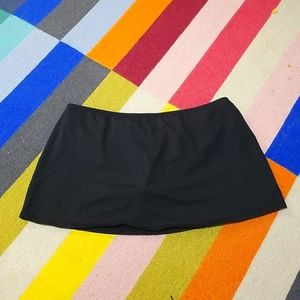 Size 8 black swim skirt
